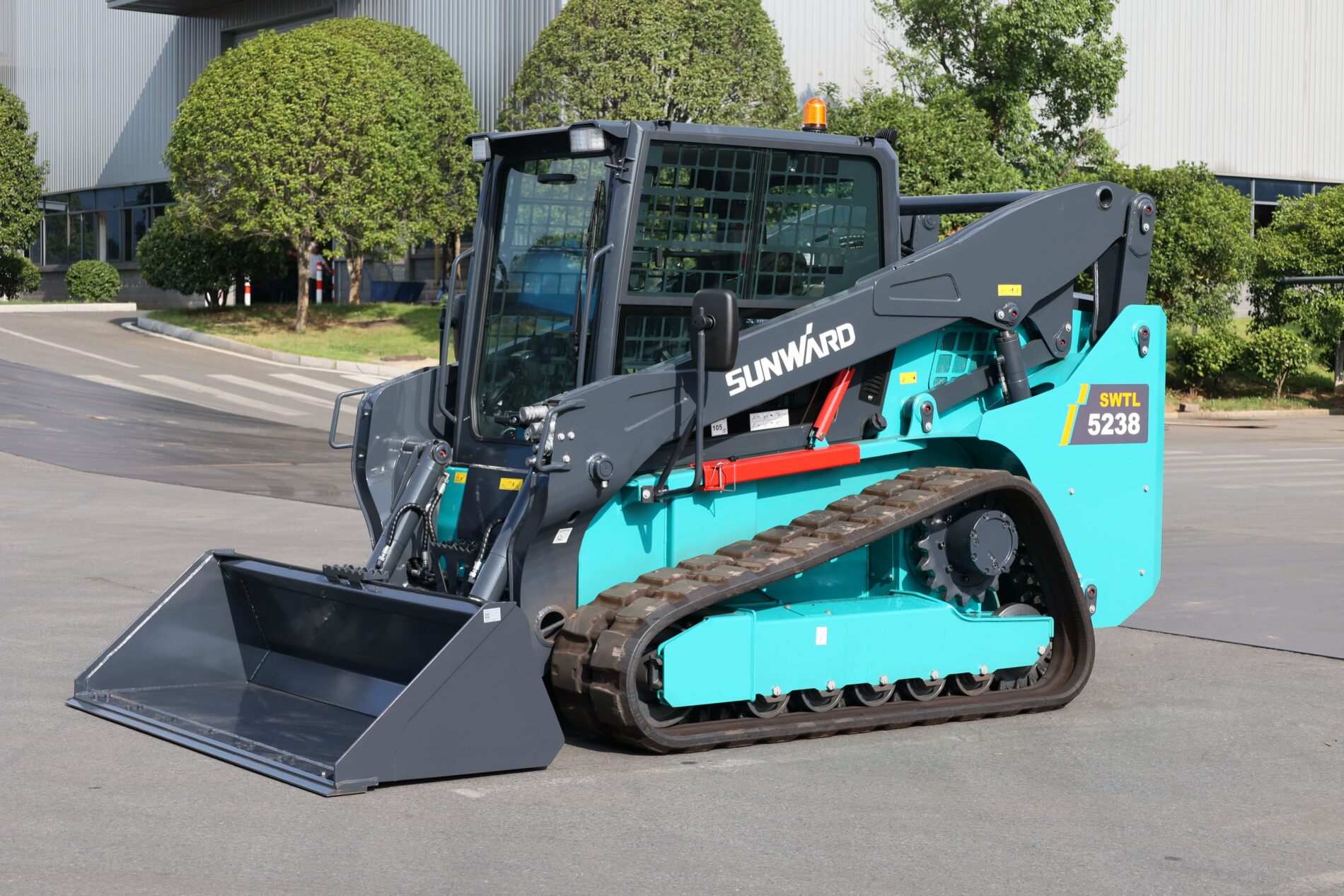 Мини-погрузчик SWTL5238