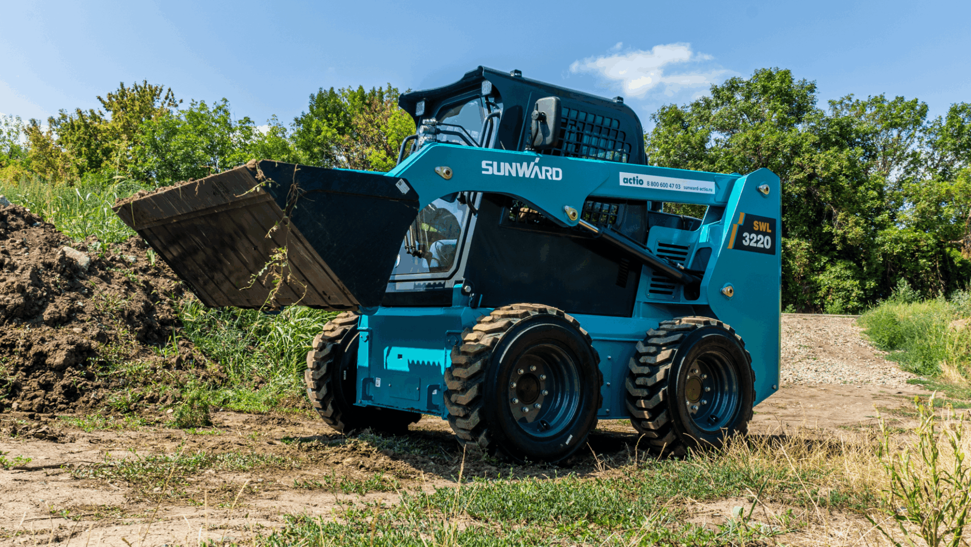 Мини-погрузчик SWL3220