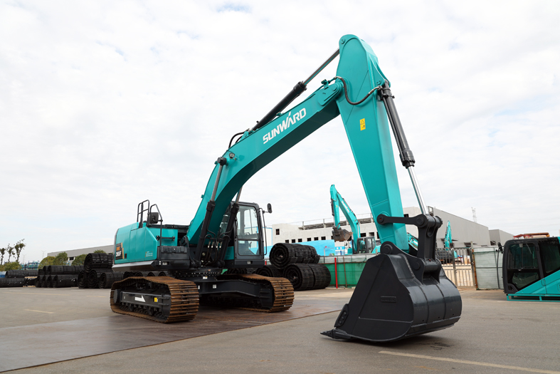 Среднеразмерный экскаватор SWE265F