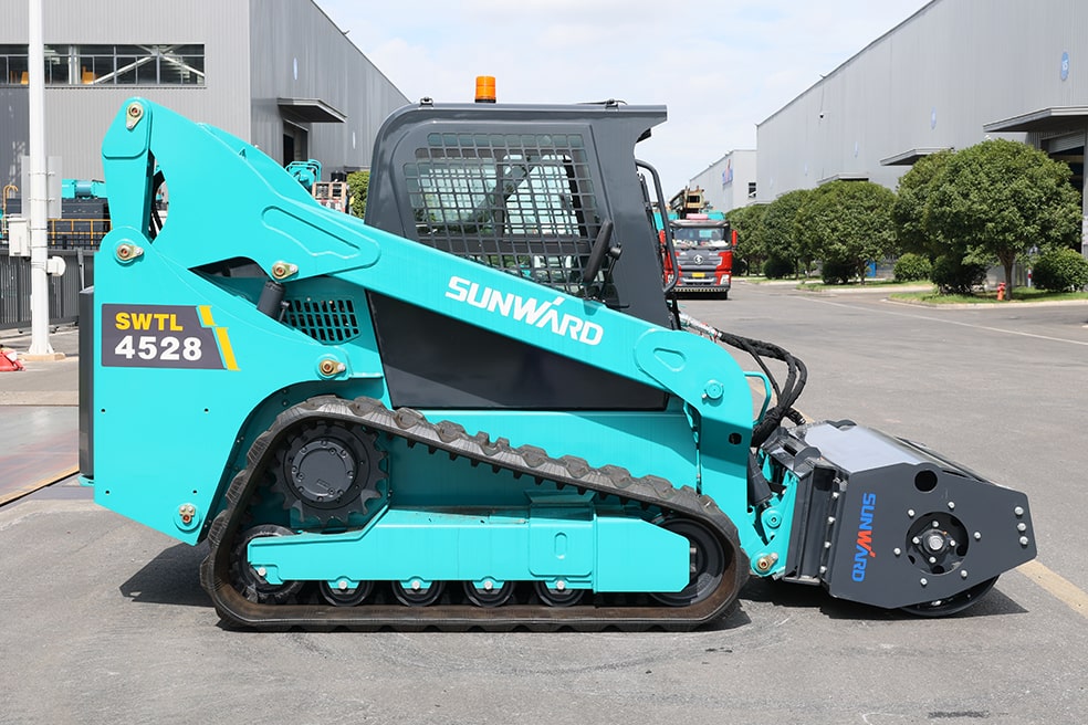 Мини-погрузчик SWTL4528