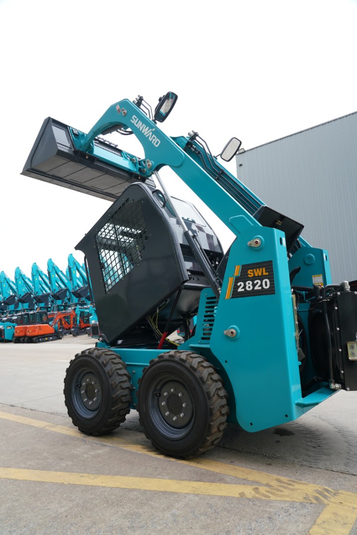 Мини-погрузчик SWL2820