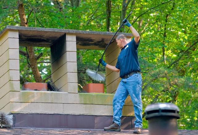 Монтаж, ремонт, прочистка дымоходов любой сложности