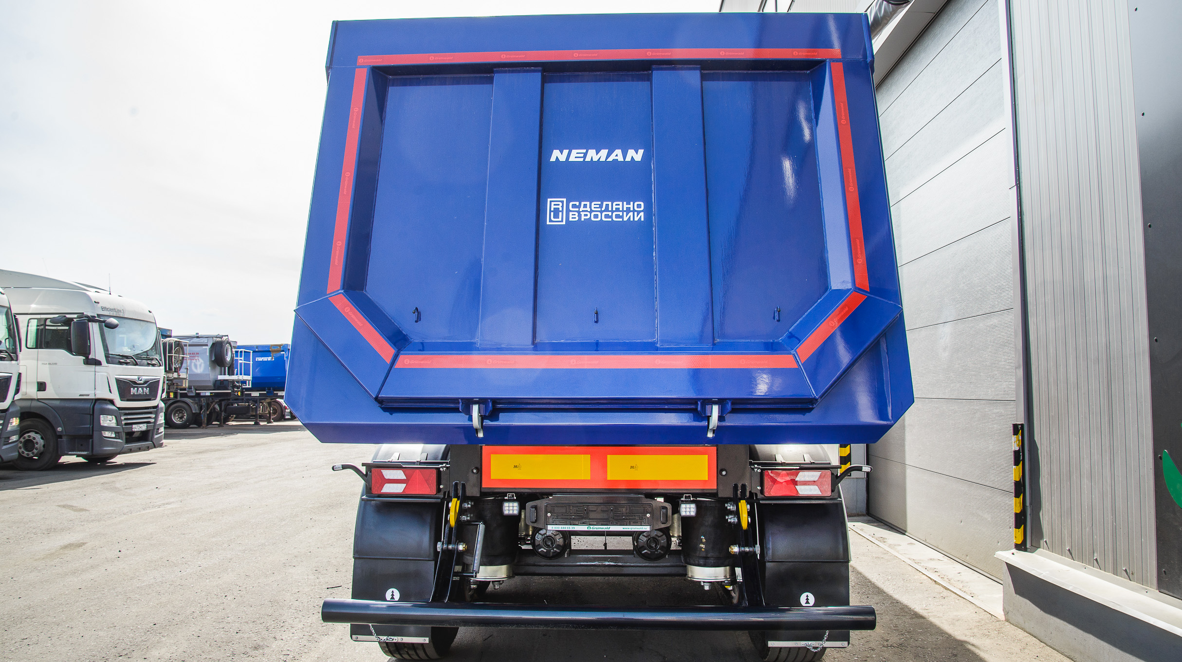 Самосвальный полуприцеп Neman N.T31 SH