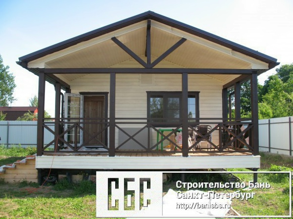 Баня 6х6м из профилированного бруса 150х150мм с террасой 3х6м под общей кровлей