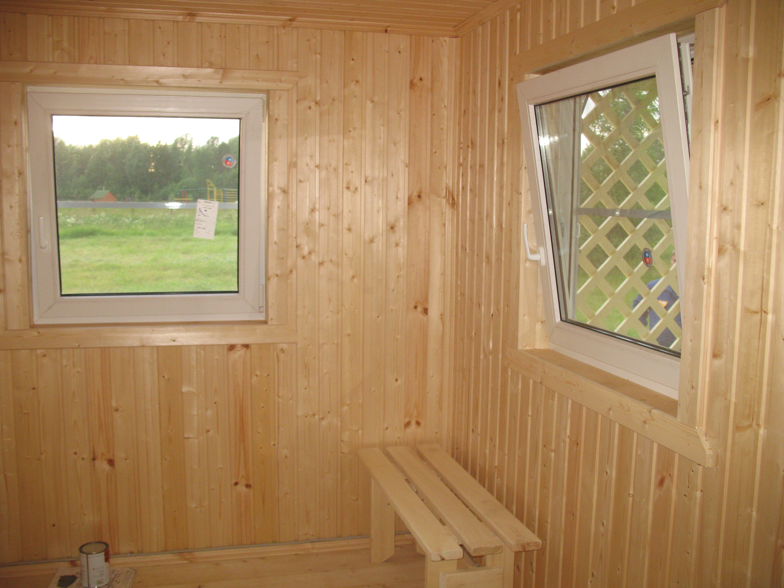 Брусовая баня 4х6 с террасой 1,5х2,5