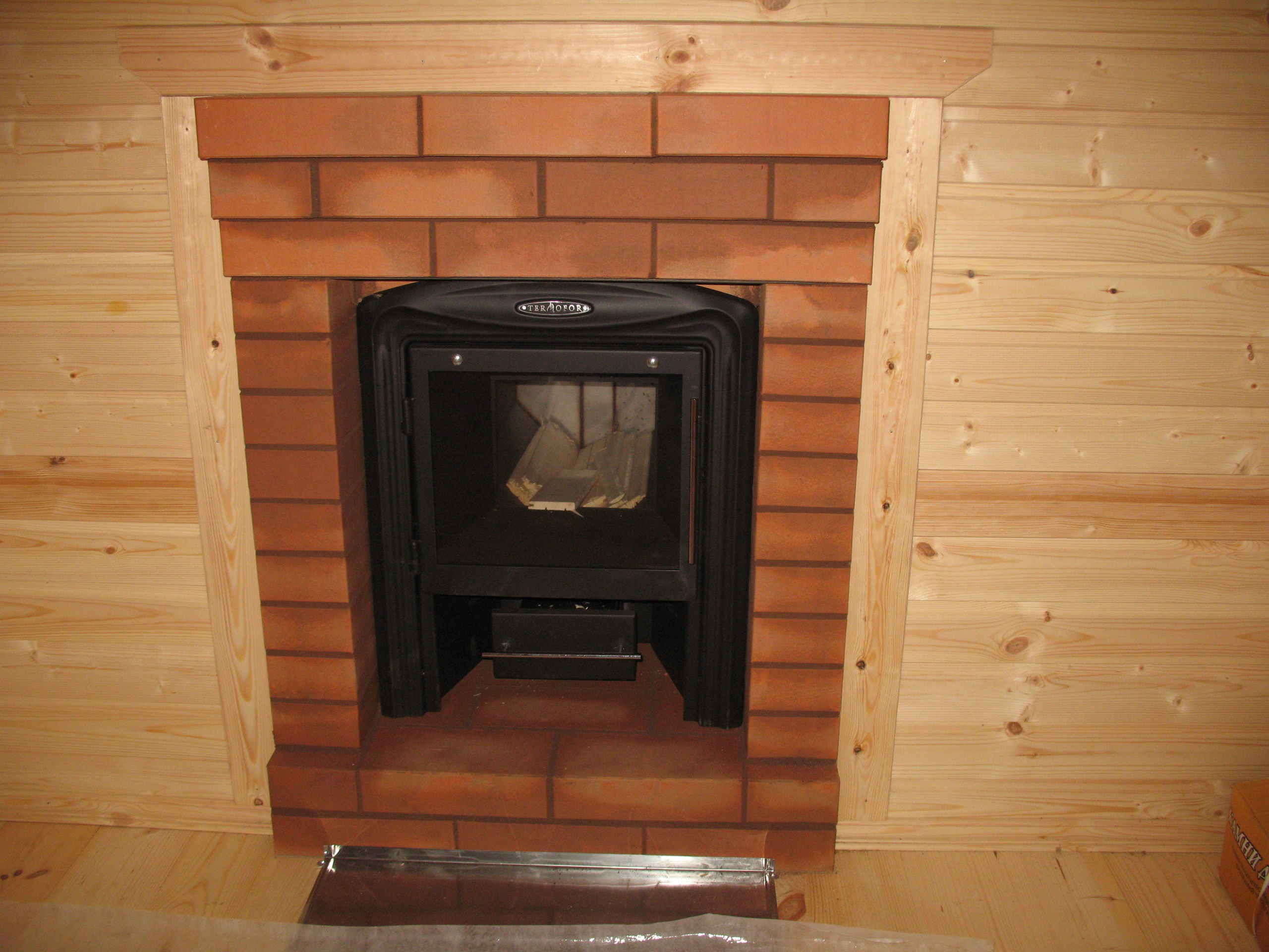 Брусовая баня 4х6 с террасой 1,5х2м