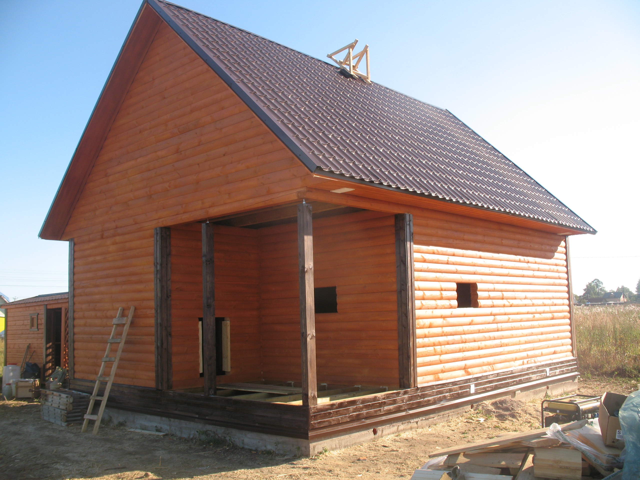 Сруб двухэтажной бани 6х8м из профилированного бруса 150х150х6000мм