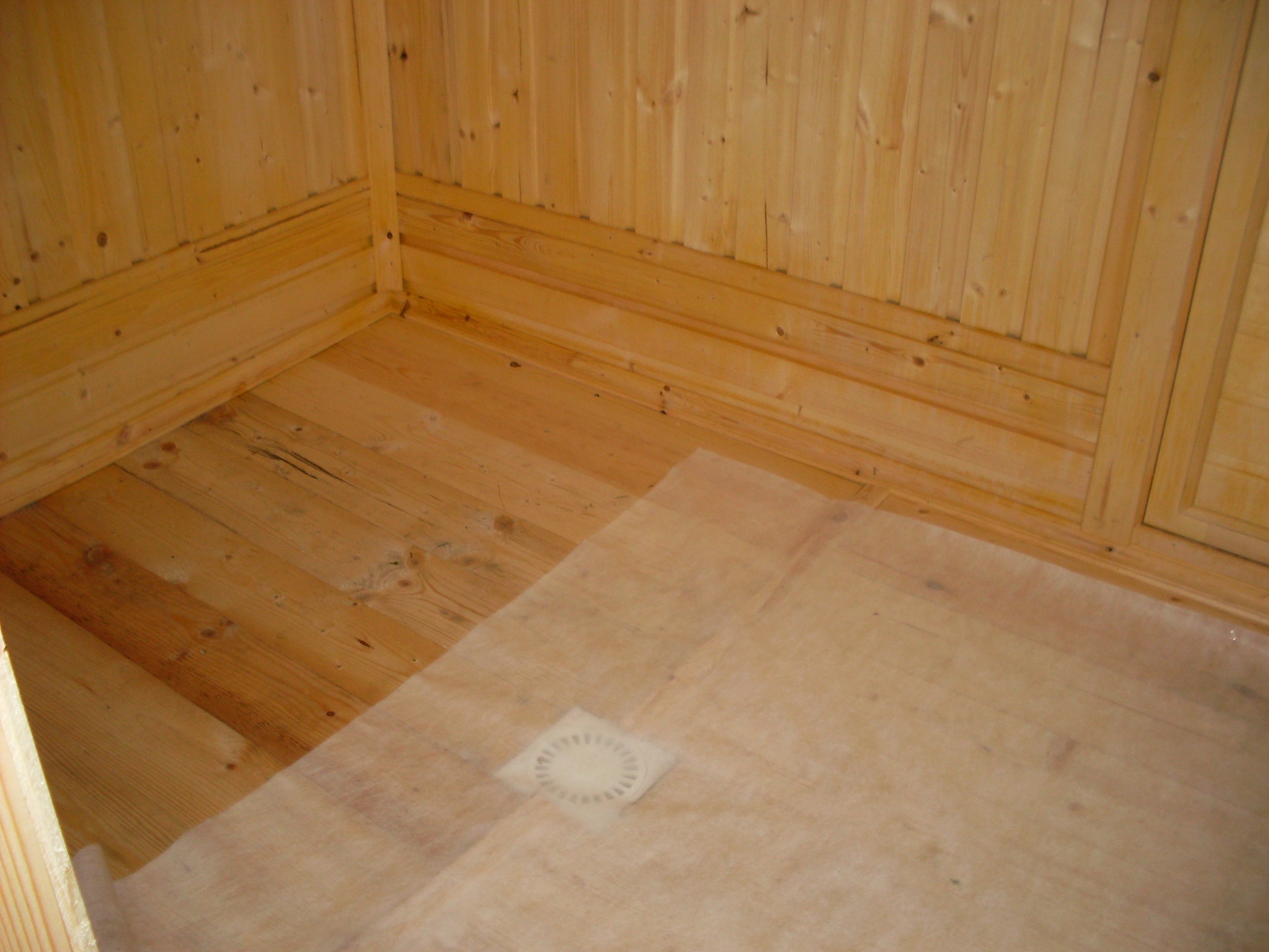 Сруб бани 3х6м из профилированного бруса 100х150мм